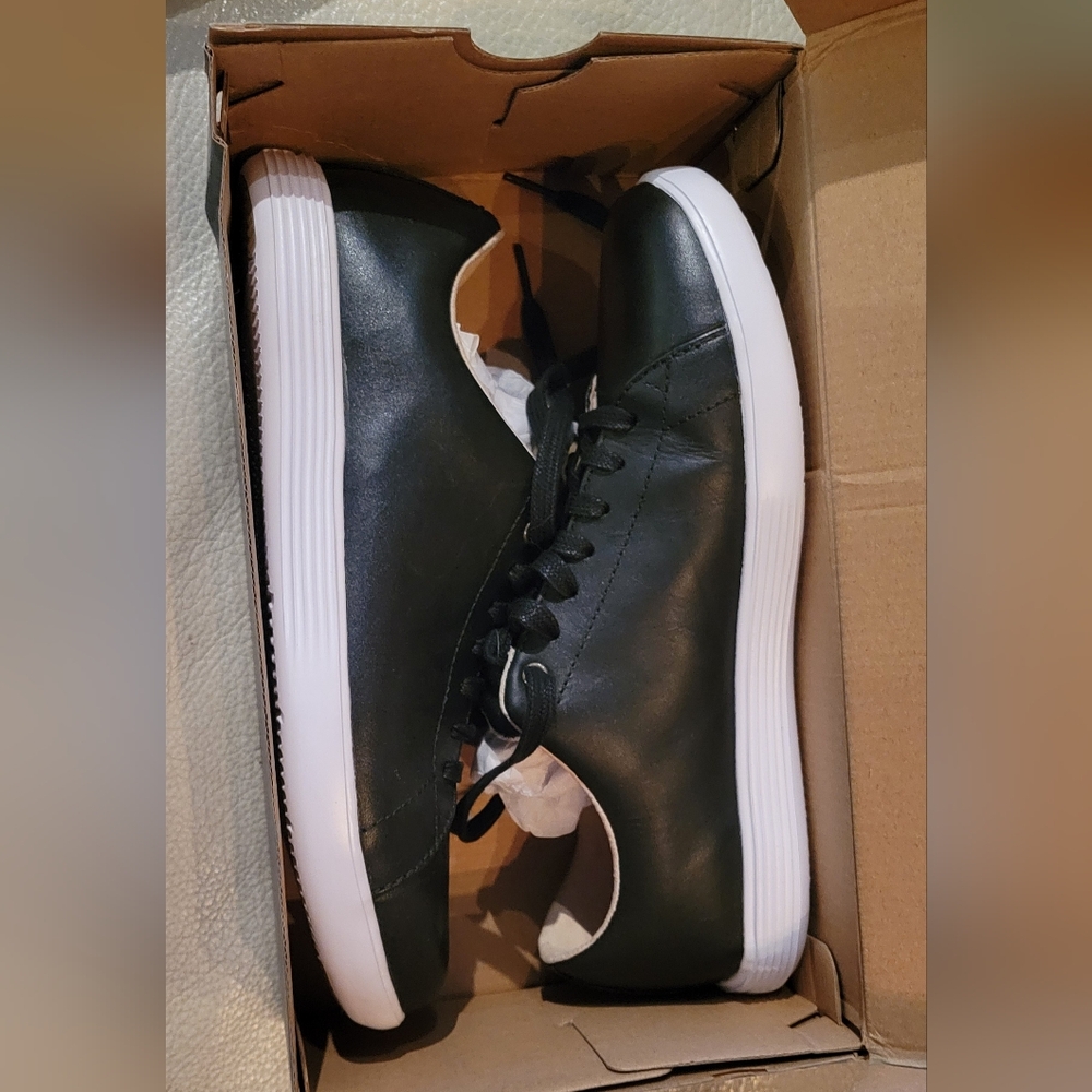 Like new Women  Cole Haan Grand Crosscout Siez 8 B